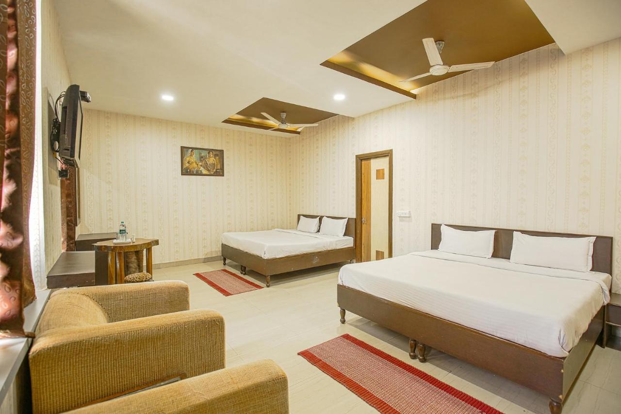 Hotel Hk Continental Amritsar Exteriör bild