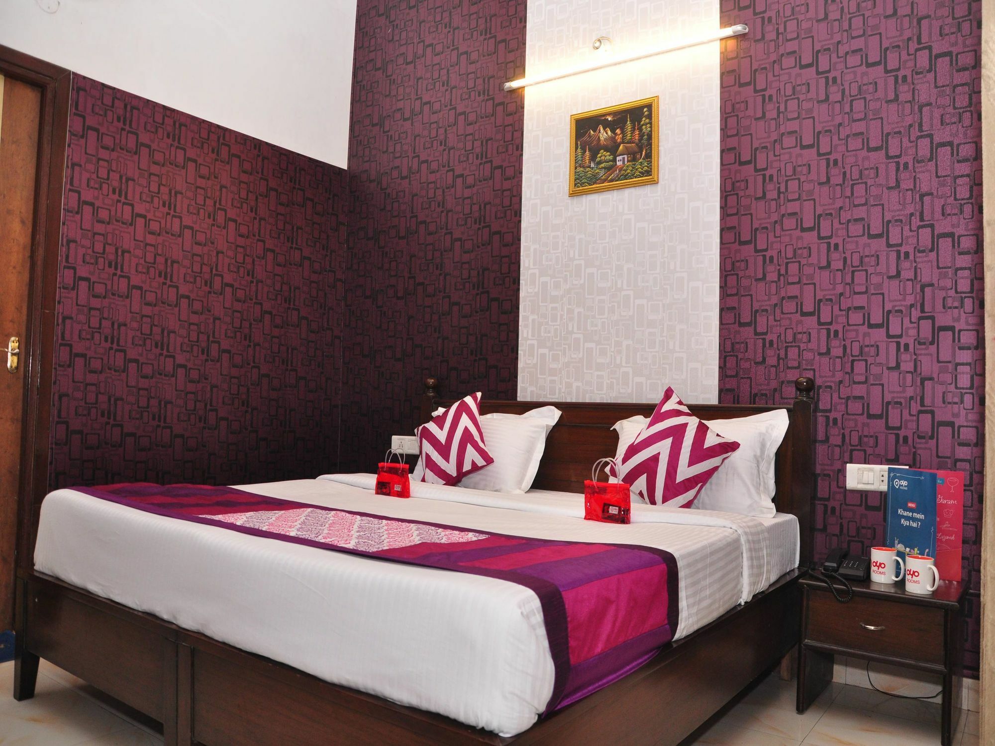 Hotel Hk Continental Amritsar Exteriör bild